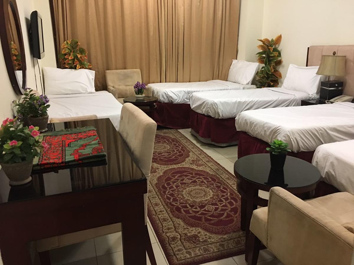 Manarat Al Aqsa Hotel Медина Екстериор снимка